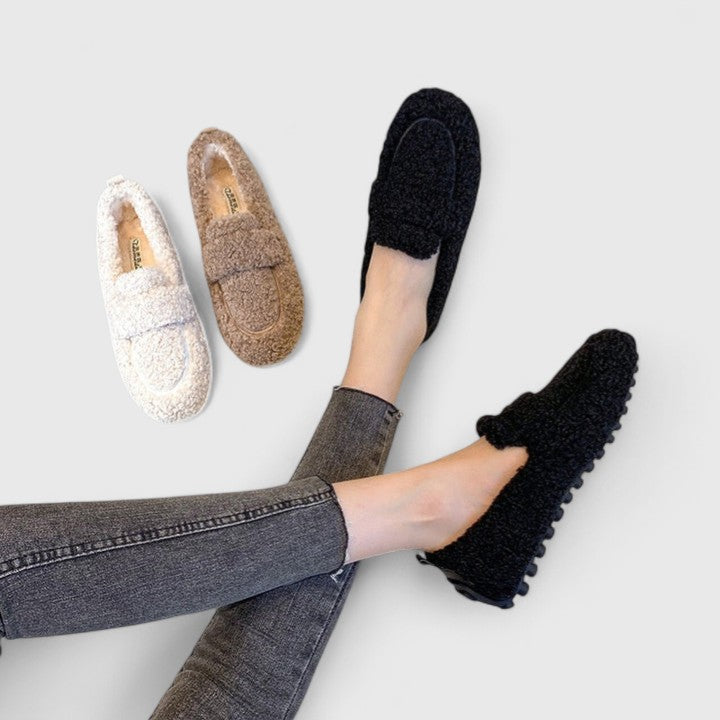 Elin™ | Livia